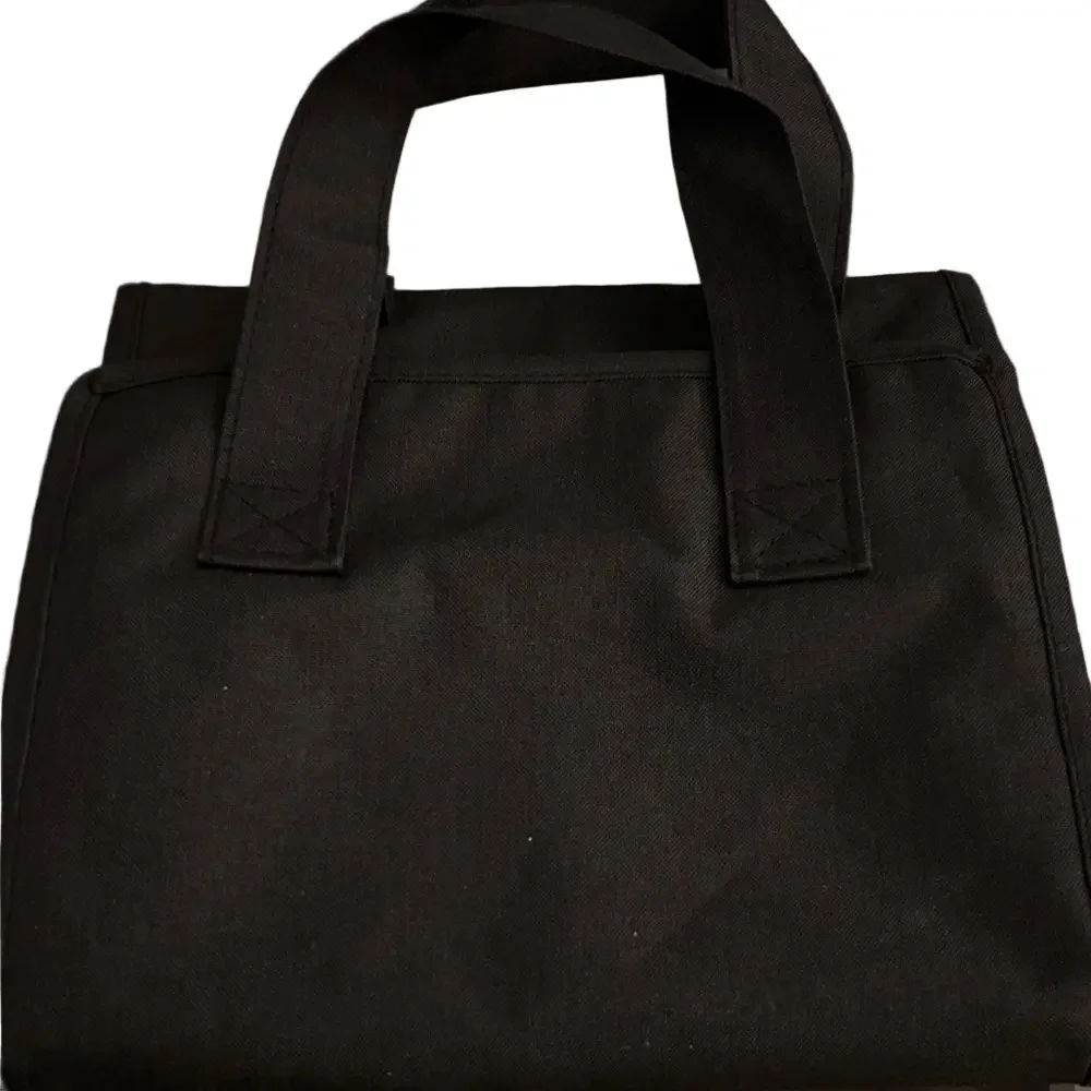 Black Multi-Compartment travel Bag in excellent condition- clean like new.